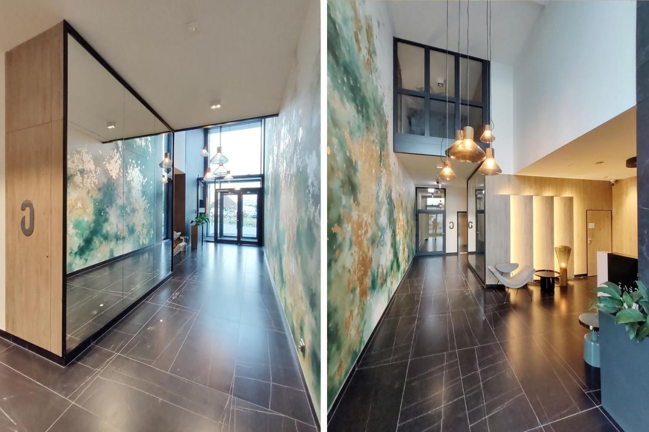 Elegant 3city With Parking In By Renters